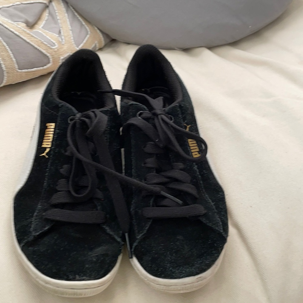 Puma Vikky Style Black Suede